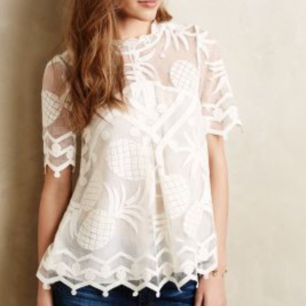 HD in Paris | White Lily Lace Lemon Blouse | 2 - Picture 3 of 12